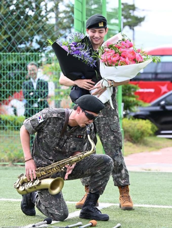 bts rm military, v bts new photos